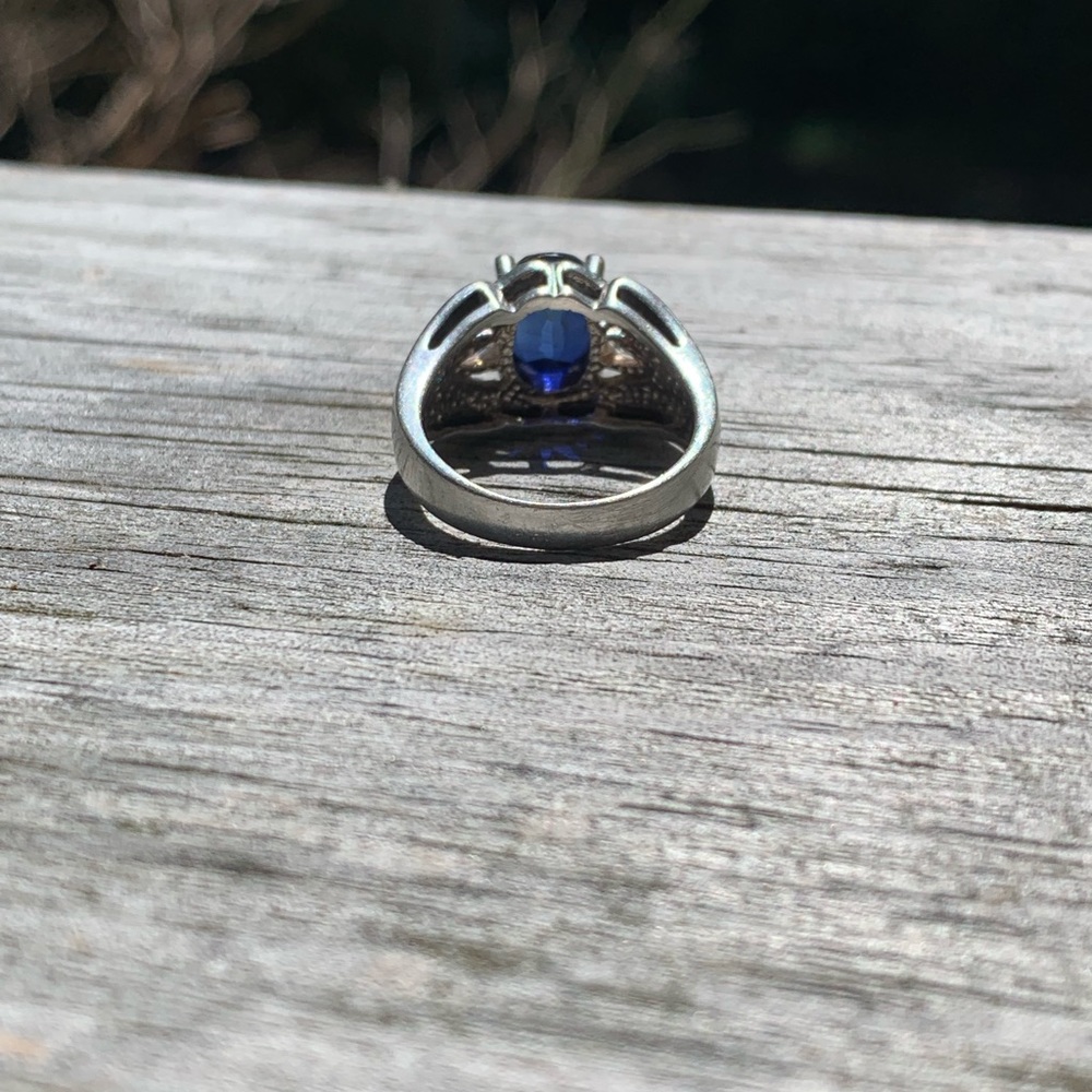 Large Sapphire Ring 😍✨💍 - Picture 4 of 4
